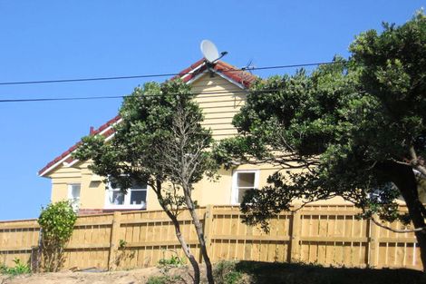 Photo of property in 40 Mandalay Terrace, Khandallah, Wellington, 6035