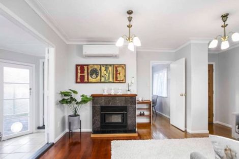 Photo of property in 1/15 Elizabeth Street, Papakura, 2110