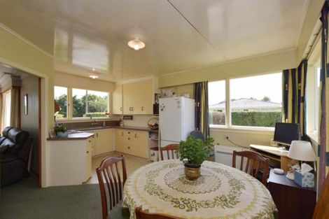 Photo of property in 38 Kirkoswald Street, Wallacetown, 9816