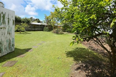 Photo of property in 147 Bruce Mclaren Road, Henderson, Auckland, 0612