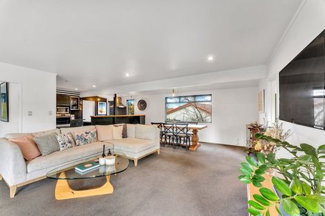 Photo of property in 287 Bucklands Beach Road, Bucklands Beach, Auckland, 2012