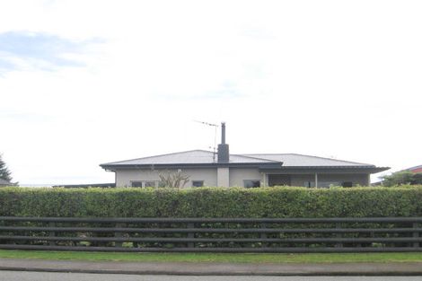 Photo of property in 1402 Woodstock Avenue, Mayfair, Hastings, 4122