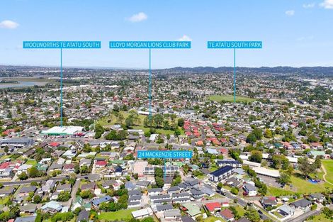 Photo of property in 24 Mackenzie Street, Te Atatu South, Auckland, 0610