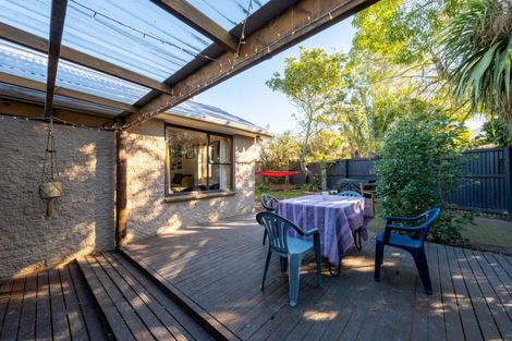 Photo of property in 4 Pacific Road, North New Brighton, Christchurch, 8083