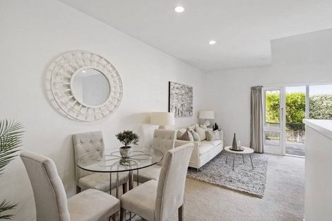 Photo of property in 60 Hackett Street, Saint Marys Bay, Auckland, 1011