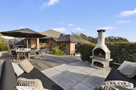 Photo of property in 28 The Close, Greenhithe, Auckland, 0632