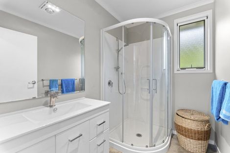 Photo of property in 489a Barrett Road, Omata, New Plymouth, 4374