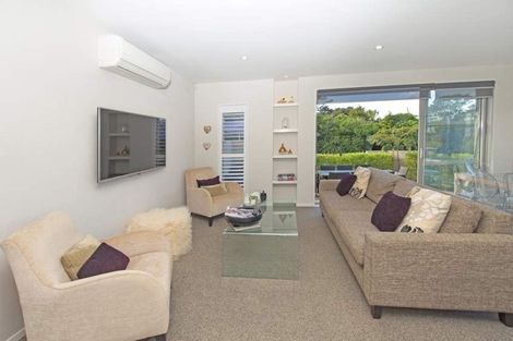 Photo of property in 297 Millwater Parkway, Silverdale, 0932