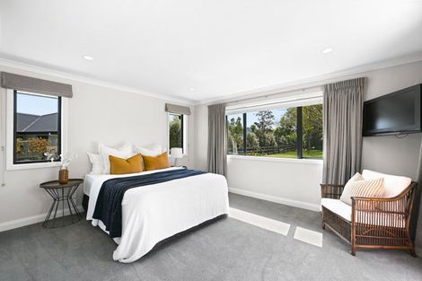 Photo of property in 10 East Ridge Grove, Newstead, Hamilton, 3286