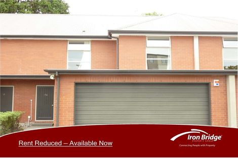 Photo of property in 17a Athol Terrace, Upper Riccarton, Christchurch, 8041