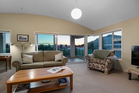 Photo of property in 22 Rita Street, Mount Maunganui, 3116