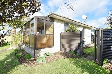 Photo of property in 1/2 Bayswater Crescent, Bromley, Christchurch, 8062