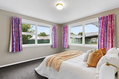 Photo of property in 11 Jarrow Place, Halswell, Christchurch, 8025