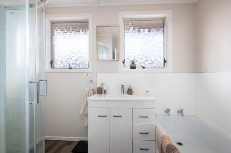 Photo of property in 27 Mangati Road, Bell Block, New Plymouth, 4312