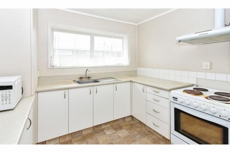 Photo of property in 83b Great South Road, Manurewa, Auckland, 2102