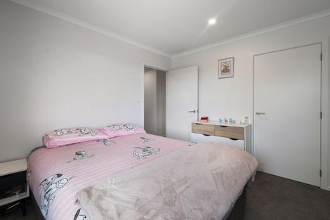 Photo of property in 21 Sardinia Grove, Fitzherbert, Palmerston North, 4410