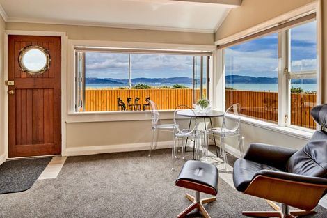 Photo of property in 69 Muritai Road, Eastbourne, Lower Hutt, 5013