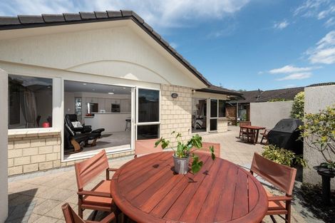 Photo of property in 9 Glenmonarch Place, Pyes Pa, Tauranga, 3112