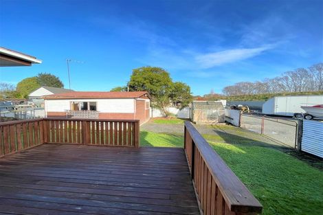 Photo of property in 9 George Street, Balclutha, 9230