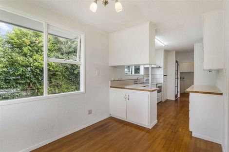 Photo of property in 10 Larne Avenue, Pakuranga Heights, Auckland, 2010