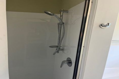 Photo of property in 8 Gemstone Drive, Birchville, Upper Hutt, 5018