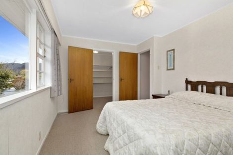 Photo of property in 4/1 Waikare Avenue, Waiwhetu, Lower Hutt, 5010