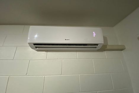 Photo of property in 2/14 Church Square, Addington, Christchurch, 8024