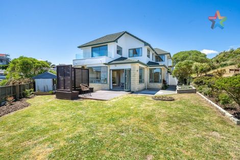Photo of property in 109 Cypress Drive, Maungaraki, Lower Hutt, 5010
