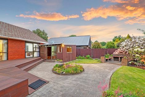 Photo of property in 21 Rubens Place, Burnside, Christchurch, 8053