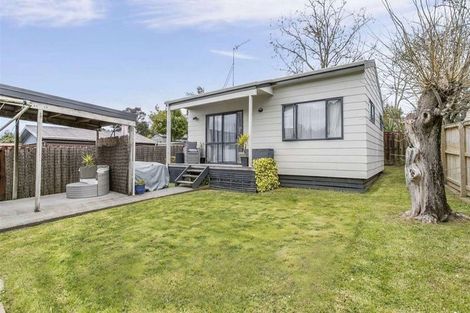 Photo of property in 30 Beechdale Crescent, Pakuranga Heights, Auckland, 2010