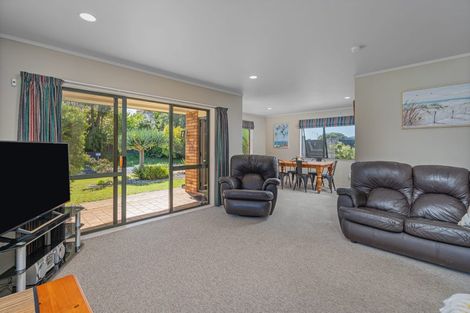 Photo of property in 13 Impala Place, Whitianga, 3510