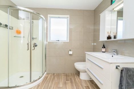 Photo of property in 264 Gladstone Road North, Mosgiel, 9092