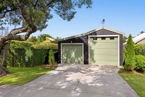 Photo of property in 16a Laurence Street, Manly, Whangaparaoa, 0930