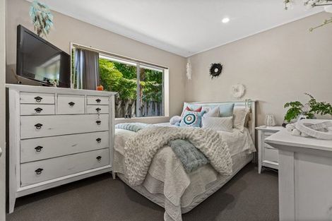 Photo of property in 24 Picasso Drive, West Harbour, Auckland, 0618