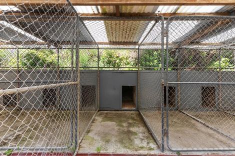 Photo of property in 2c Kaitoke Loop Road, Kaitoke, Upper Hutt, 5018