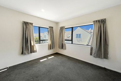 Photo of property in 80h Shakespeare Road, Waltham, Christchurch, 8023