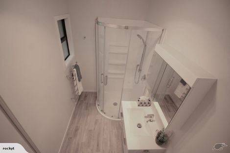 Photo of property in 2/660 Beach Road, Browns Bay, Auckland, 0630