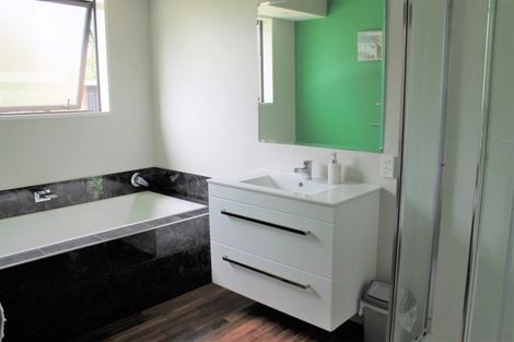 Photo of property in 22 Snodgrass Road, Westport, 7892