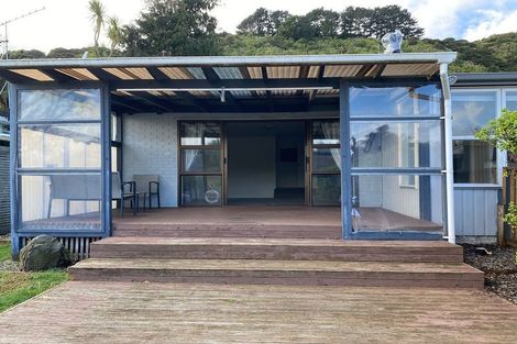 Photo of property in 172 Main Road South, Raumati South, Paraparaumu, 5032