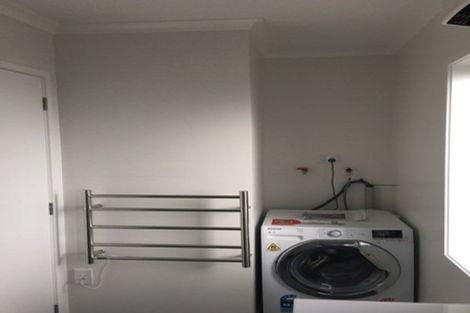 Photo of property in 4/10 Burrows Place, Frankton, Hamilton, 3204