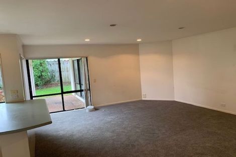 Photo of property in 59 Matterhorn Crescent, Northpark, Auckland, 2013