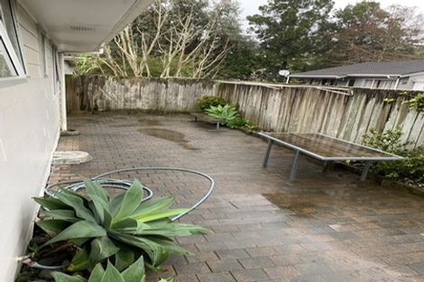 Photo of property in 1/10 Scarlock Avenue, Browns Bay, Auckland, 0630