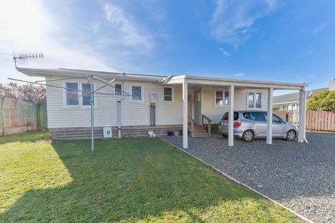 Photo of property in 10 Cuba Street, Marton, 4710