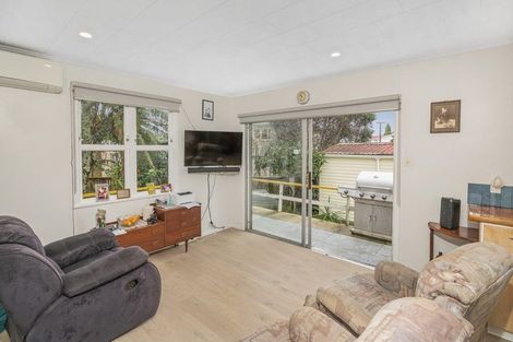 Photo of property in 5 Daphne Road, Tairua, 3508