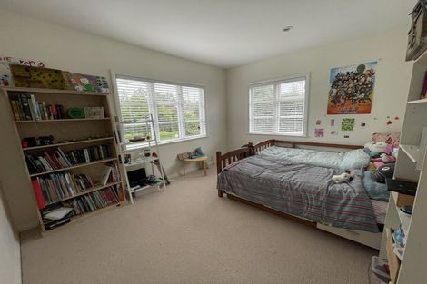 Photo of property in 42 Alice Street, Riverhead, 0820