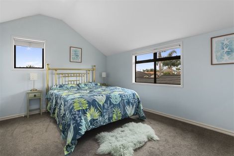 Photo of property in 42 Seychelles Drive, Papamoa Beach, Papamoa, 3118