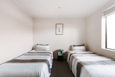 Photo of property in 63 Carrington Drive, Papamoa Beach, Papamoa, 3118