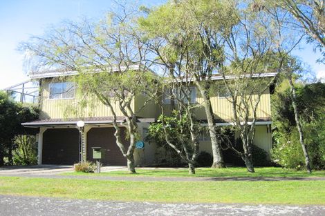 Photo of property in 11 Te Kuru Lane, Pukawa Bay, Turangi, 3381