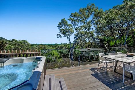 Photo of property in 167 Motutara Road, Muriwai, Waimauku, 0881