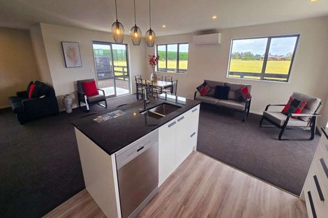 Photo of property in 36 Plover Avenue, Amberley, 7410